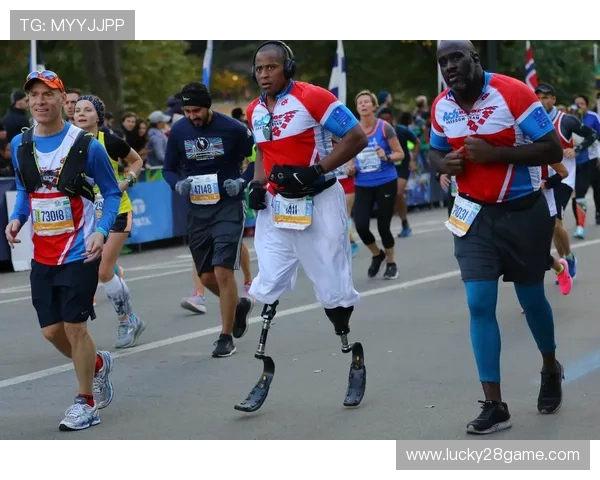 纽约马拉松肯尼亚选手包揽男女前三,奥比里打破尘封22年赛会纪录